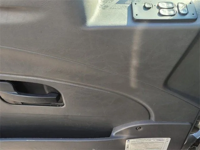 2015 International TERRASTAR REGULAR CAB photo 26