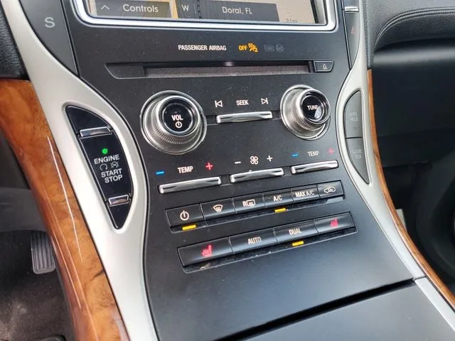 2019 Lincoln Nautilus Select photo 23
