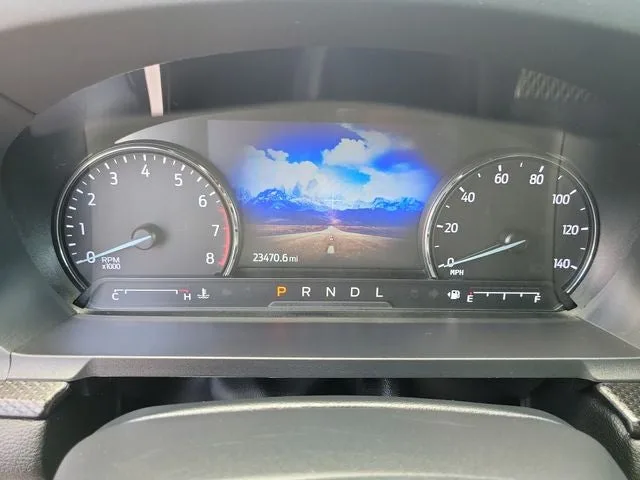 2023 Ford Explorer ST-Line photo 13