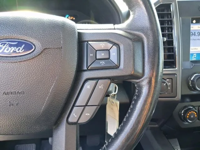 2019 Ford F-150 XLT photo 19