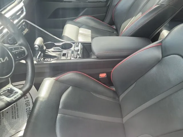 2023 Kia K5 GT photo 13