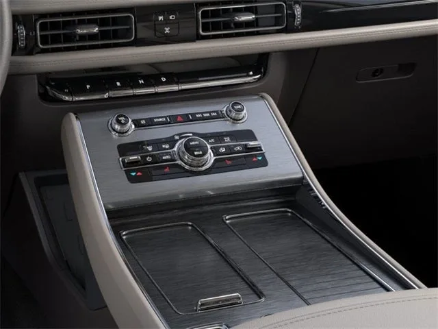 2024 Lincoln Aviator Premiere Premium photo 15