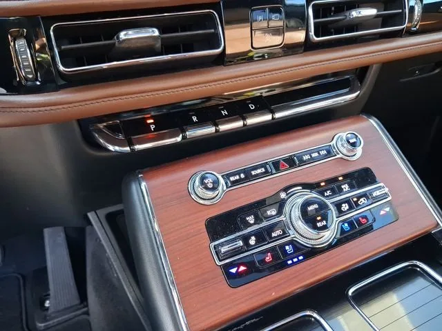 2022 Lincoln Aviator Reserve Premium photo 21