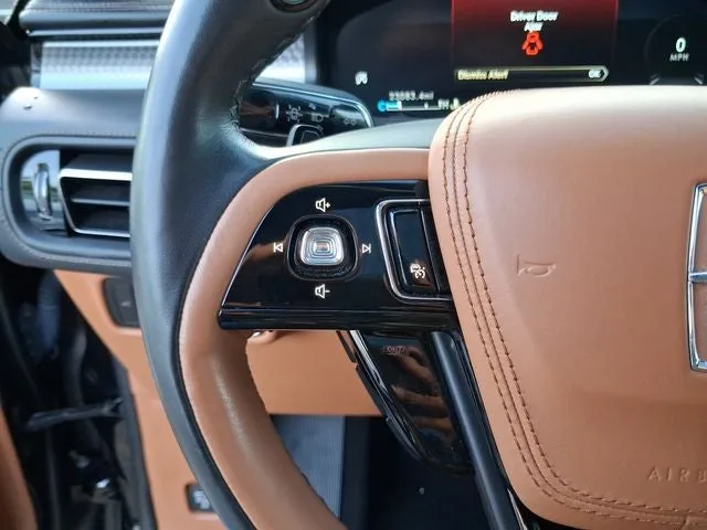 2023 Lincoln Aviator Black Label Premium photo 18