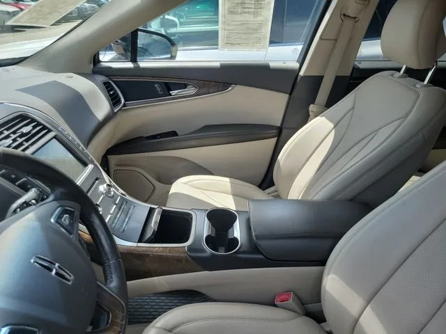 2018 Lincoln MKX Reserve photo 11