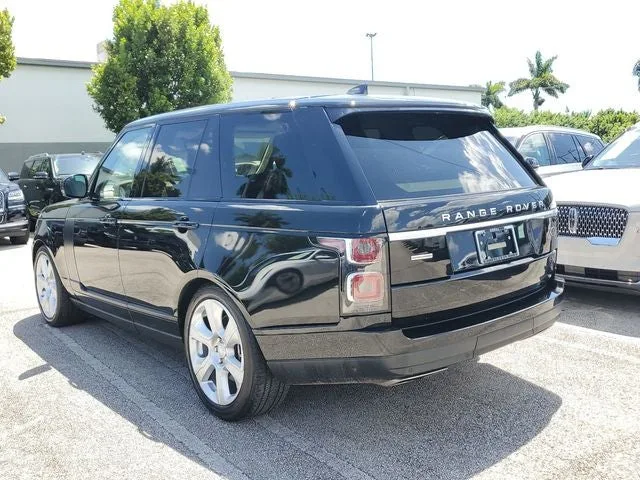 2018 Land Rover Range Rover 5.0L V8 Supercharged photo 4