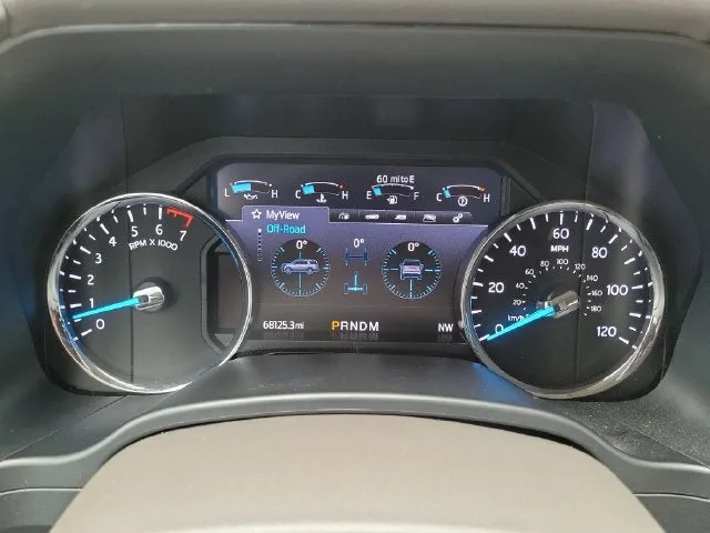 2020 Ford Expedition XLT photo 18