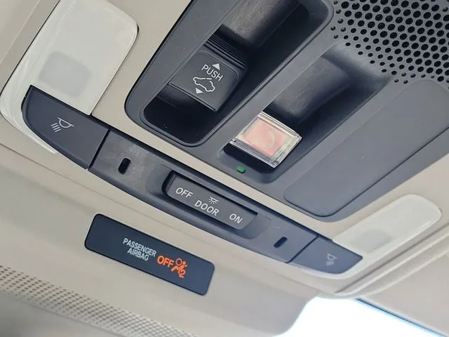 2023 Honda Accord EX photo 28