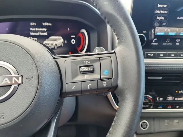 2023 Nissan Rogue Platinum photo 15