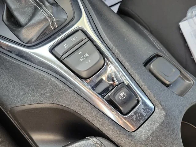 2020 Chevrolet Camaro 1LT photo 30