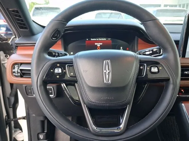 2023 Lincoln Aviator Reserve Premium photo 15