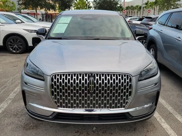 2024 Lincoln Corsair Premiere photo 2