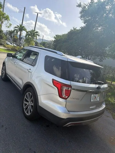 2016 Ford Explorer Limited photo 5