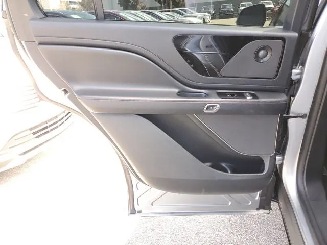 2020 Lincoln Aviator Reserve Premium photo 12