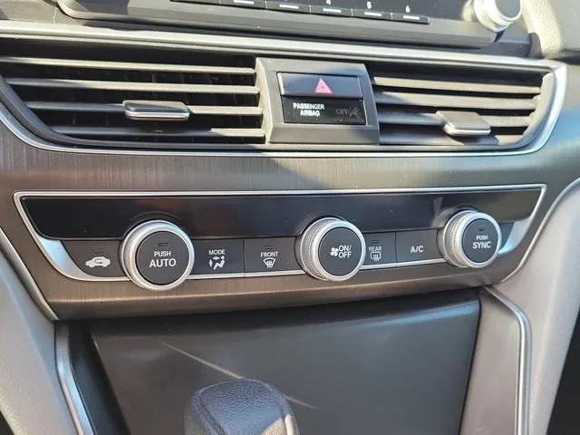 2019 Honda Accord LX photo 24