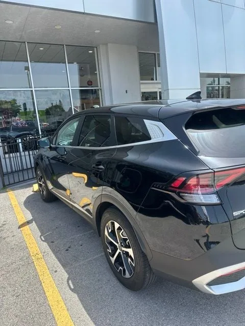 2023 Kia Sportage EX photo 14