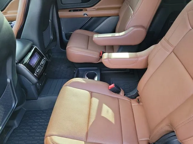 2023 Lincoln Aviator Reserve Premium photo 9