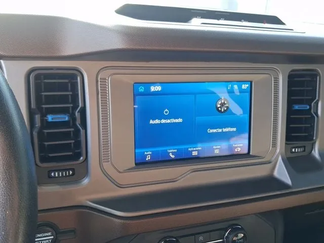 2023 Ford Bronco Outer Banks photo 18