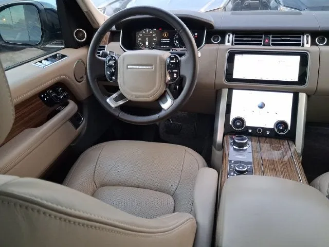 2018 Land Rover Range Rover 5.0L V8 Supercharged photo 8