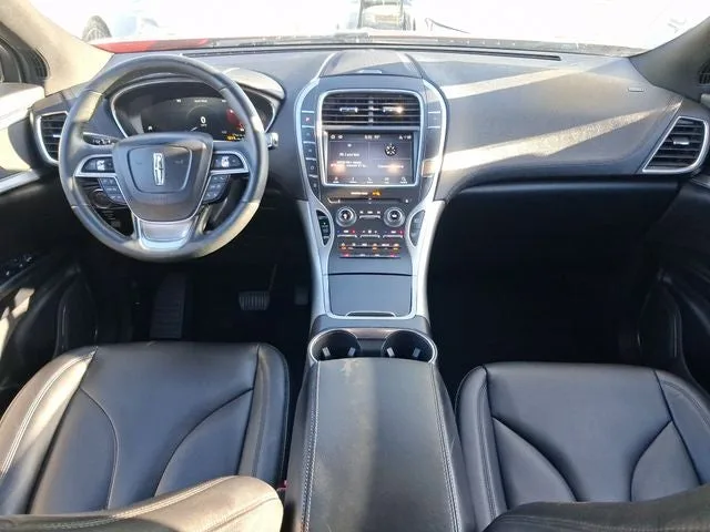 2019 Lincoln Nautilus Standard photo 7