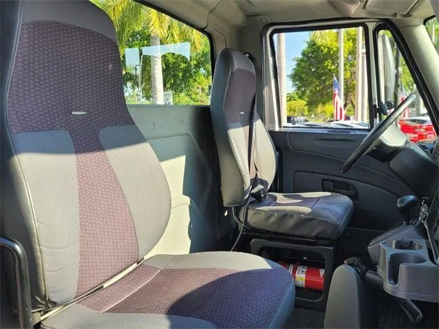 2015 International TERRASTAR REGULAR CAB photo 15