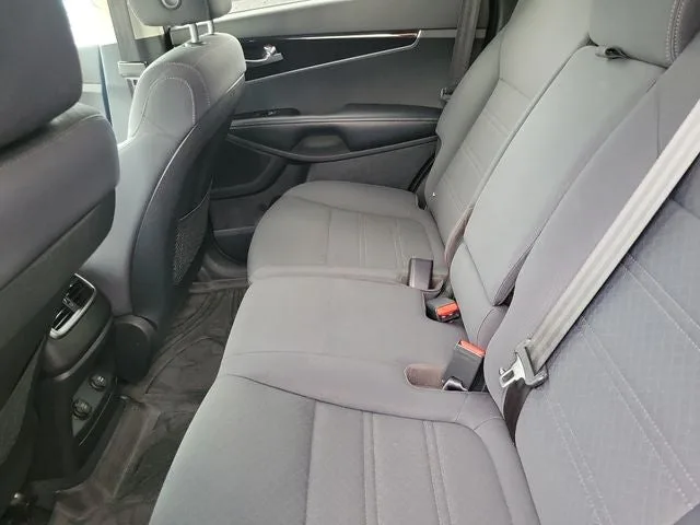 2019 Kia Sorento LX photo 10
