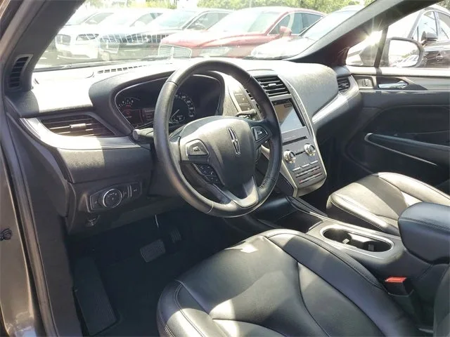 2019 Lincoln MKC Standard photo 15