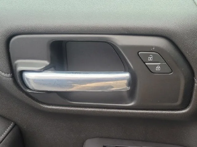 2021 GMC Sierra 1500 Elevation photo 17