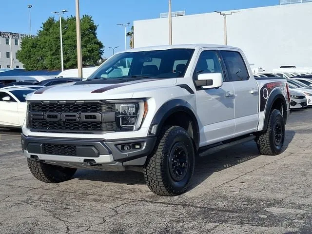 2021 Ford F-150 Raptor photo 2