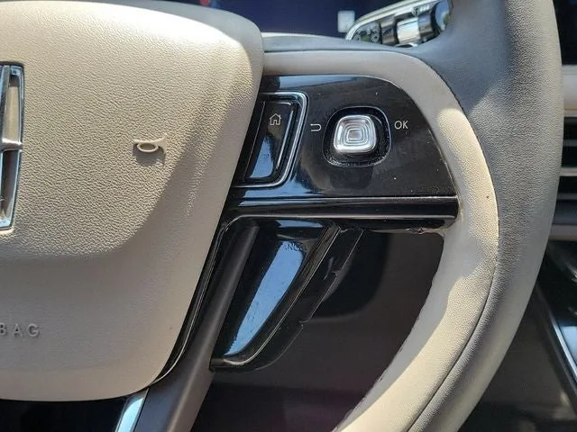 2024 Lincoln Corsair Premiere photo 23