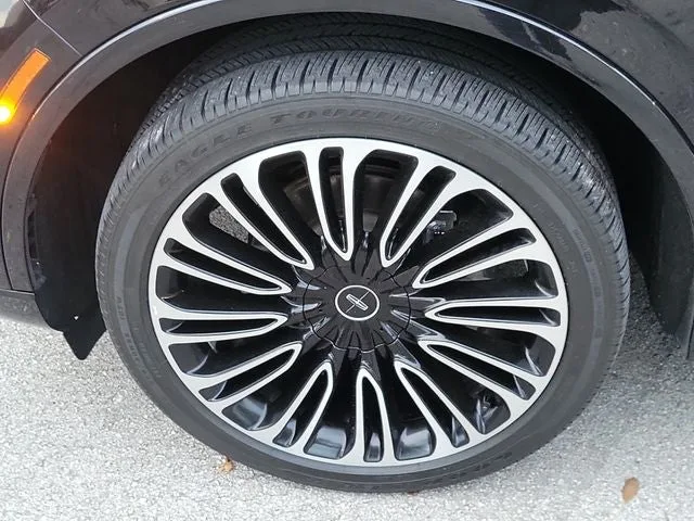 2024 Lincoln Aviator Black Label Premium photo 9