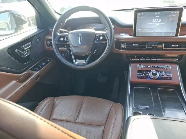 2022 Lincoln Aviator Reserve Premium photo 8
