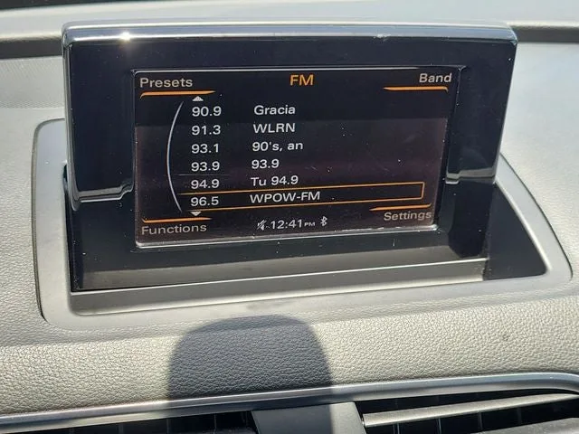 2016 Audi Q3 2.0T Premium Plus FrontTrak photo 22