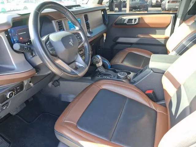 2023 Ford Bronco Outer Banks photo 10