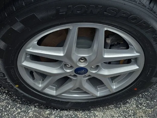 2022 Ford Edge SEL photo 8