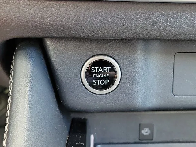 2023 Nissan Rogue Platinum photo 20