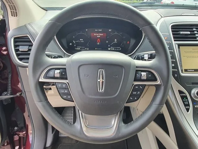 2019 Lincoln Nautilus Select photo 24