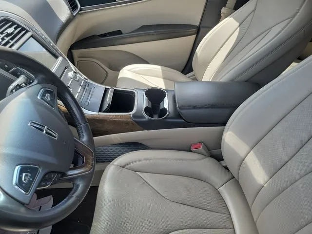 2018 Lincoln MKX Reserve photo 13