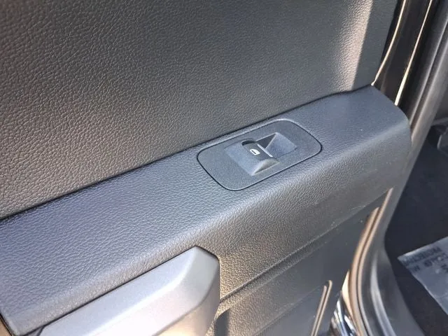 2019 Ford F-150 XLT photo 10