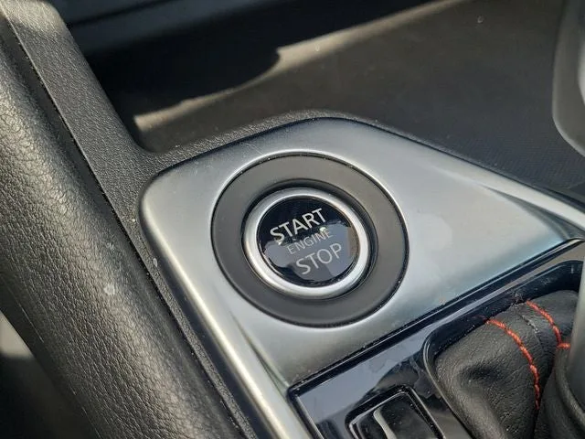2025 Nissan Sentra SR photo 26