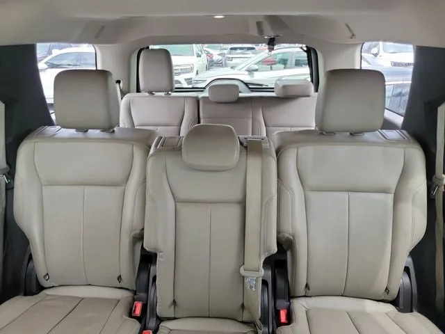2020 Ford Expedition XLT photo 11