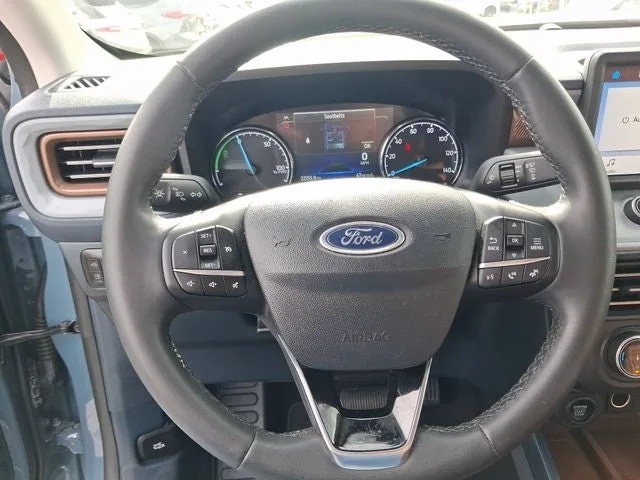 2023 Ford Maverick Lariat photo 15