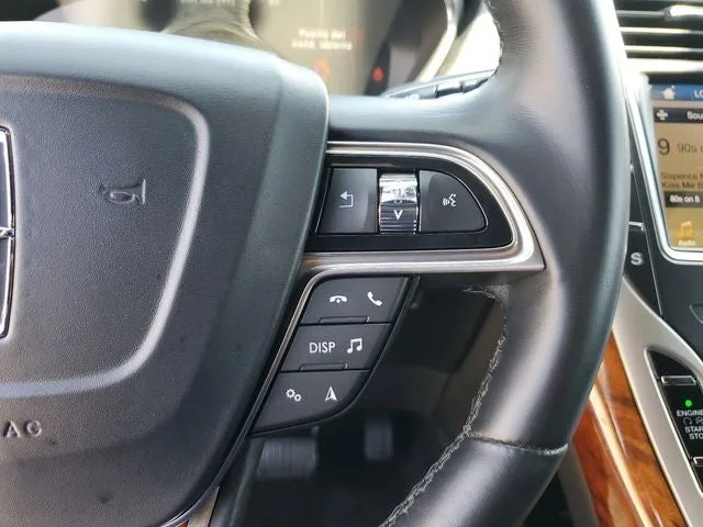 2019 Lincoln Nautilus Select photo 23