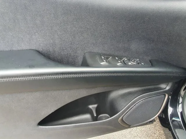 2020 Lincoln Nautilus Standard photo 15