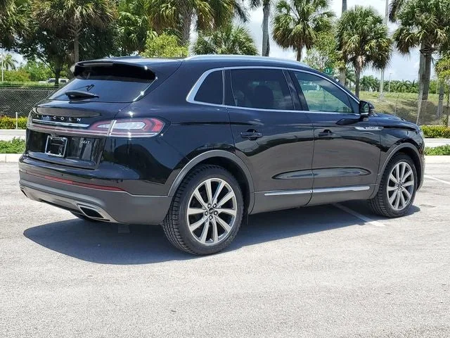 2019 Lincoln Nautilus Select photo 7