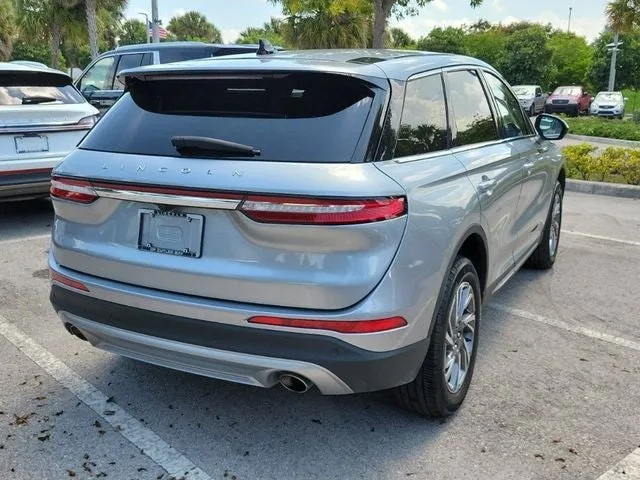 2024 Lincoln Corsair Premiere photo 6