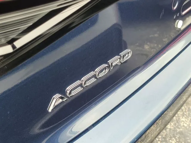 2025 Honda Accord Hybrid EX-L photo 5