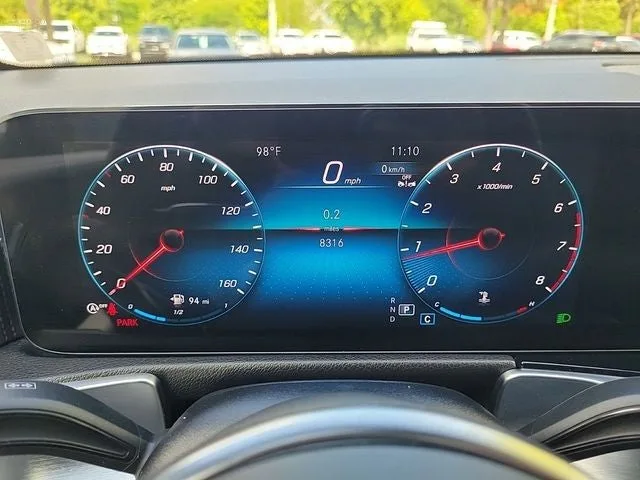 2023 Mercedes-Benz GLB GLB 250 photo 12