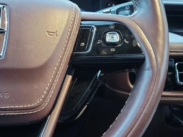 2024 Lincoln Aviator Black Label Premium photo 27