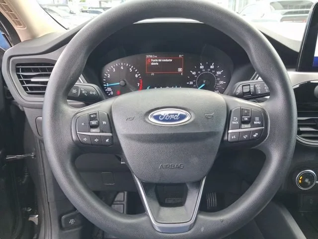 2020 Ford Escape SE photo 15